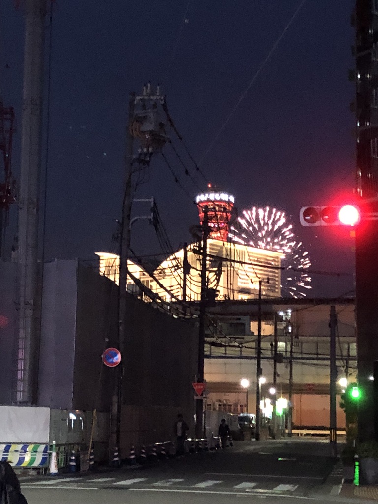 「神戸ポートタワー」リニュアールOPEN！花火とウォーターフロントエリアの魅了が倍増
