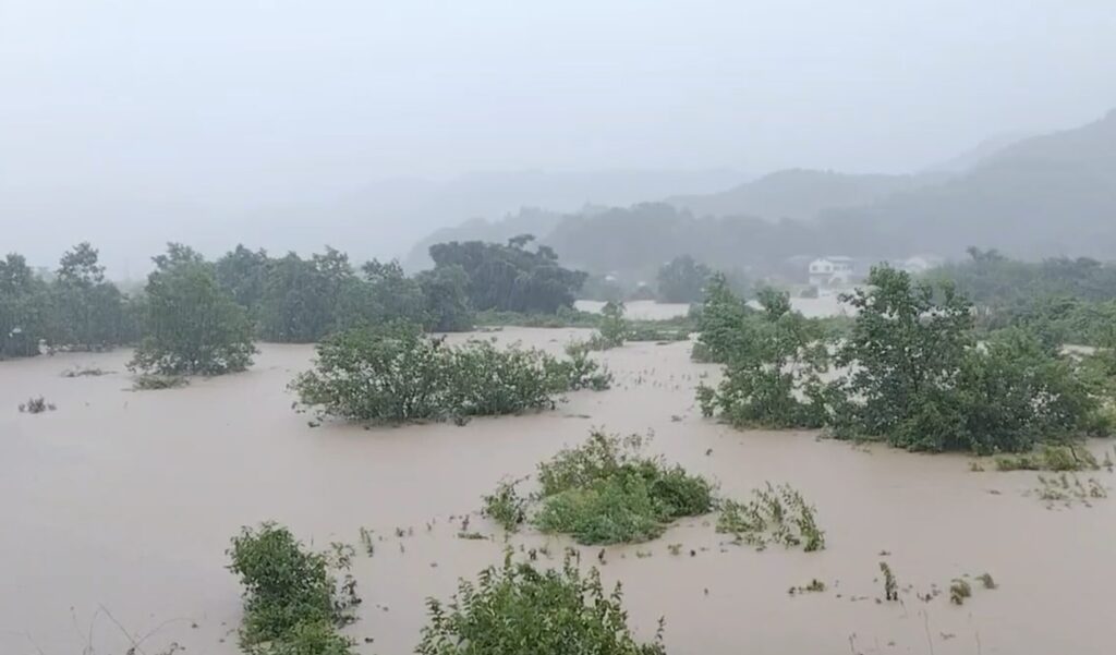 熊本天草を襲った豪雨の被害状況｜道路も分からなくなった大洪水の松島町や有明町の最新情報