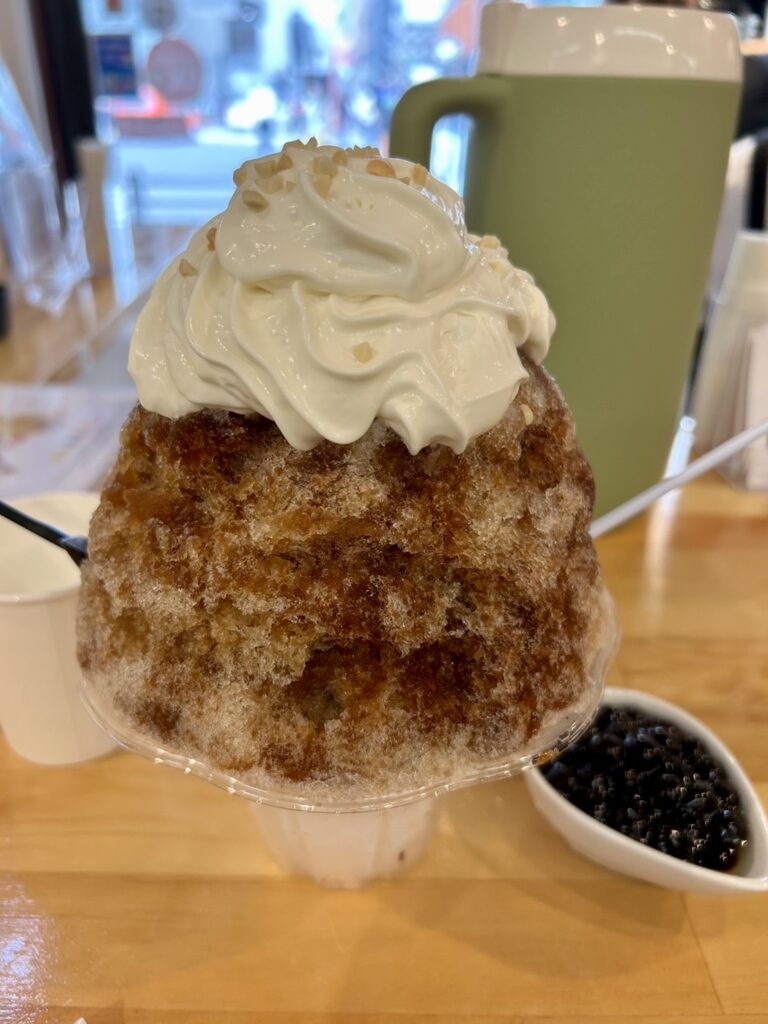 三宮〜元町高架下「開元」kaigenで味わうフワフワ台湾かき氷と豆花スイーツ