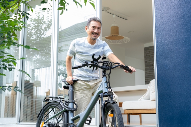 【シニア必見】自転車のルールが厳しくなっています！知らないと罰金・事故のリスクが増大