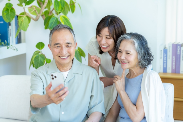 【スマホ用語】「本体」と「通信」の役割って何？携帯が使える仕組みを解説！