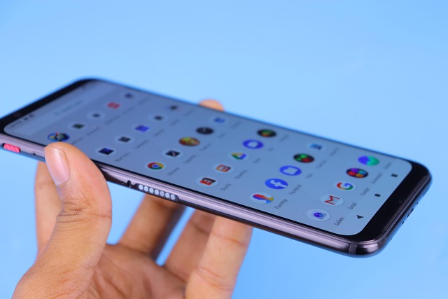 やばい？「スマホ新法」　高齢者が気をつけたい安心・安全のポイント